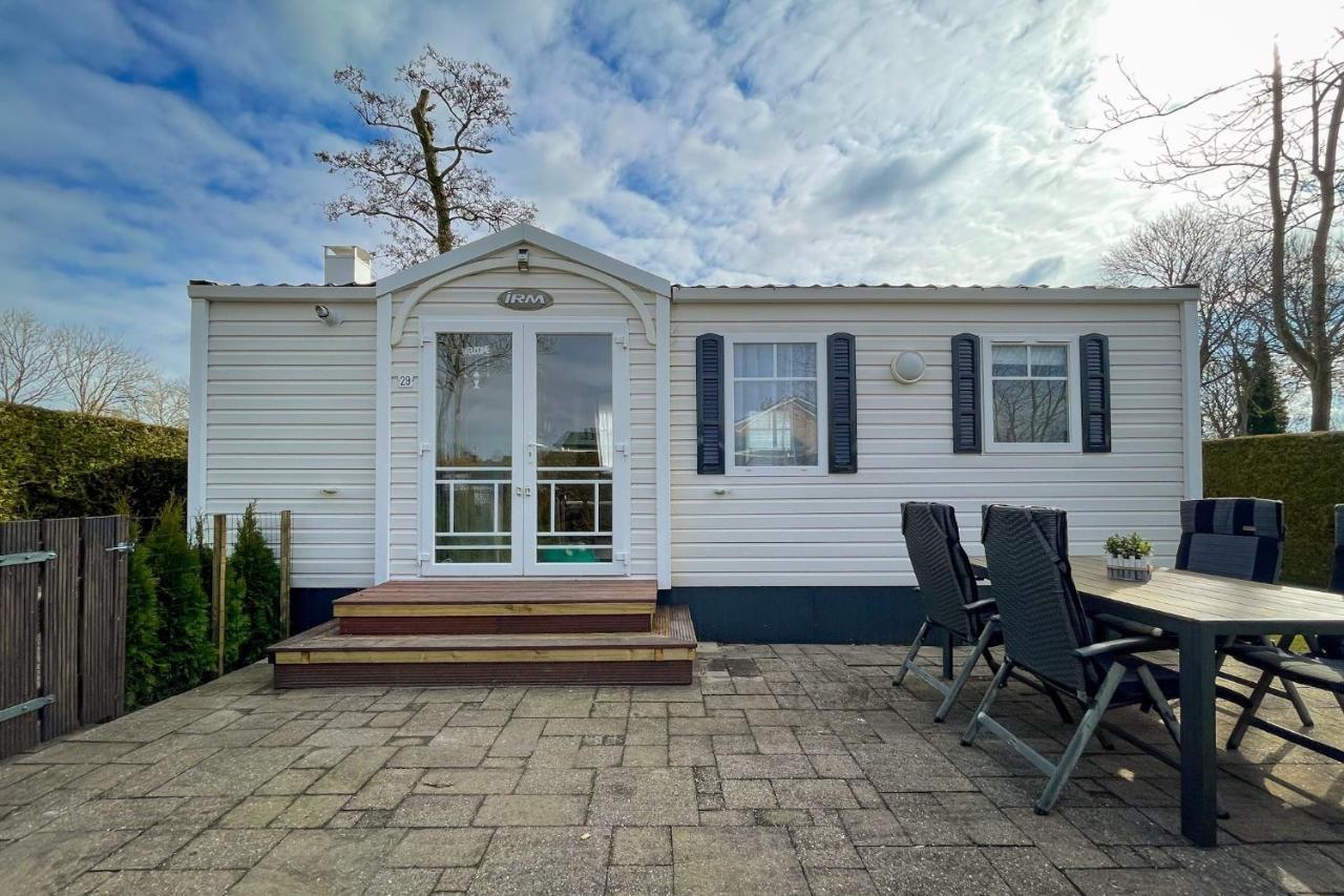 Knus En Modern Ingericht Chalet Met Gratis Wifi Villa Tzummarum Exterior foto